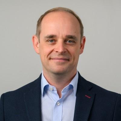 Headshot of Alex Kirkhope
